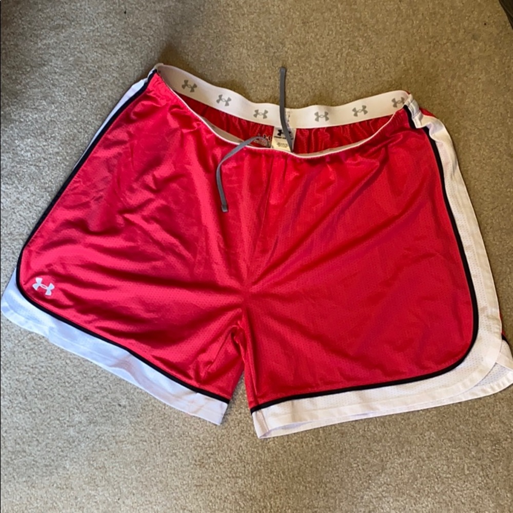 Women’s Under Armour Shorts size XL